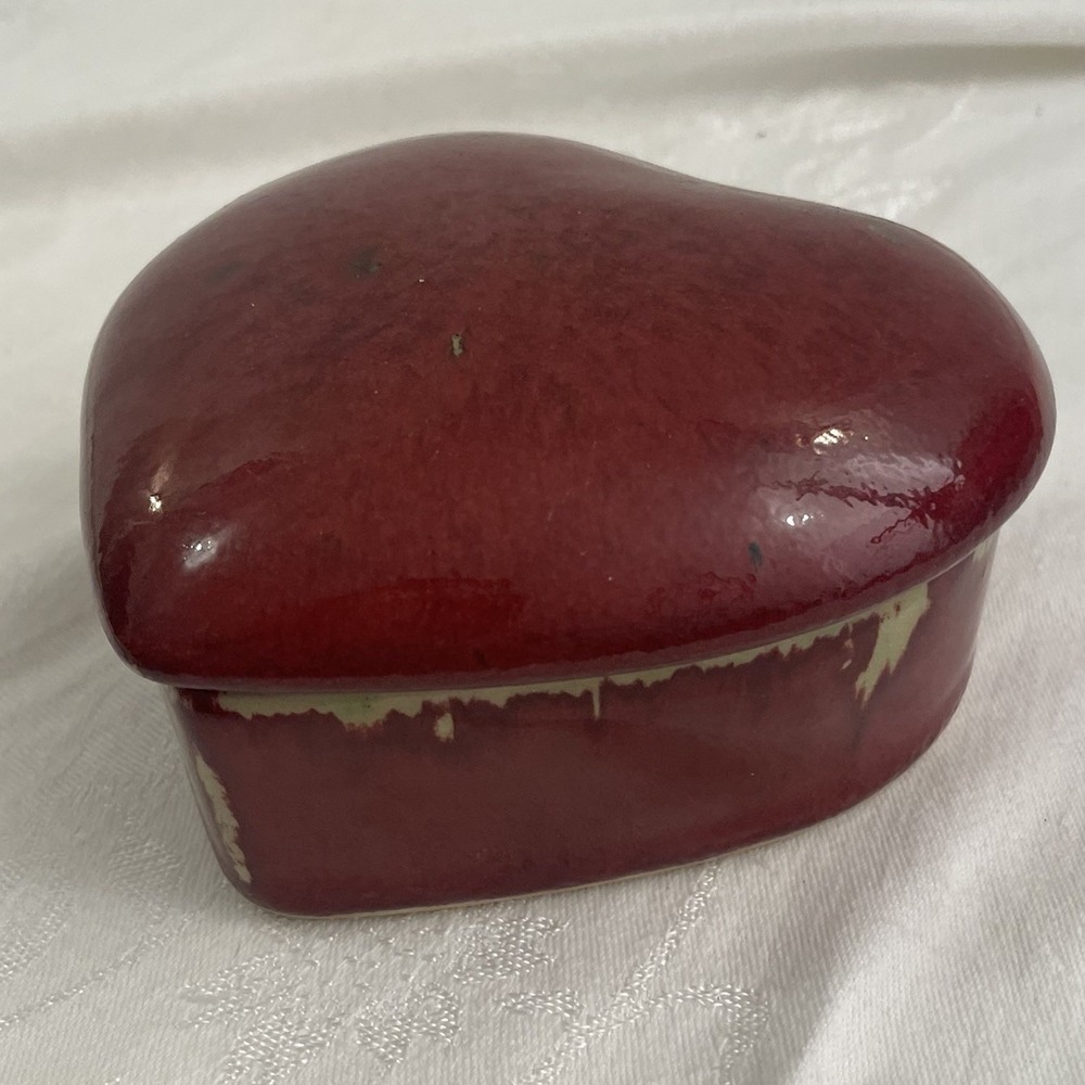 Vintage Heart Shaped Trinket Box with Lid Ceramic Hand Glazed Jewelry Box